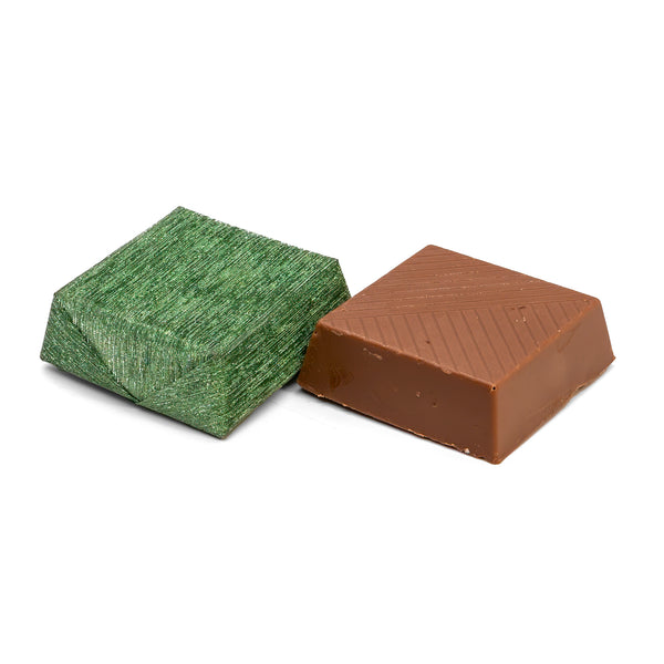 Sugar Free Milk Chocolate With Pistachio  Cream And Pistachio Pieces