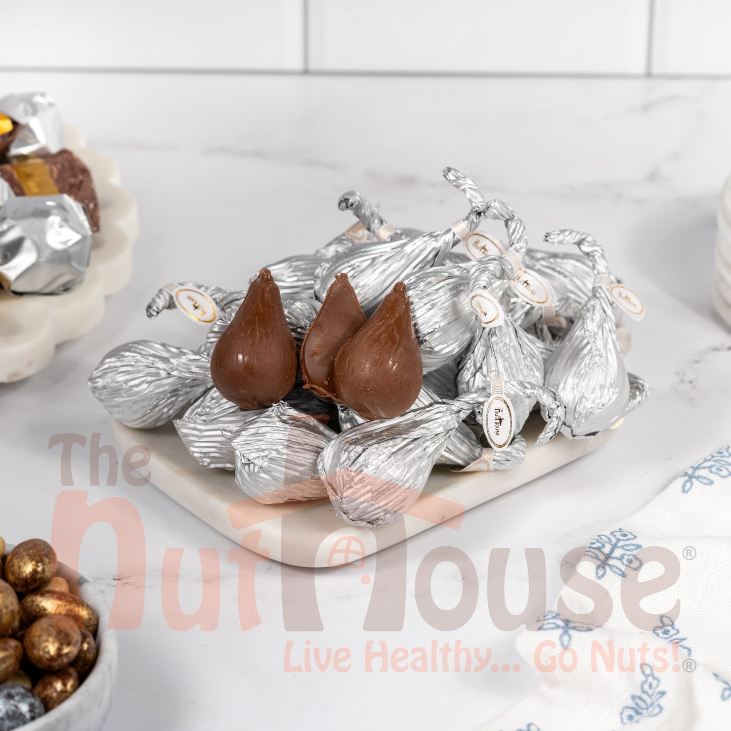 Hazelnut Cream with Crushed Nuts - SILVER