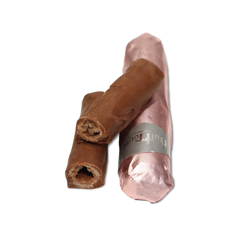 baby girl cigar wafer with hazelnut cream